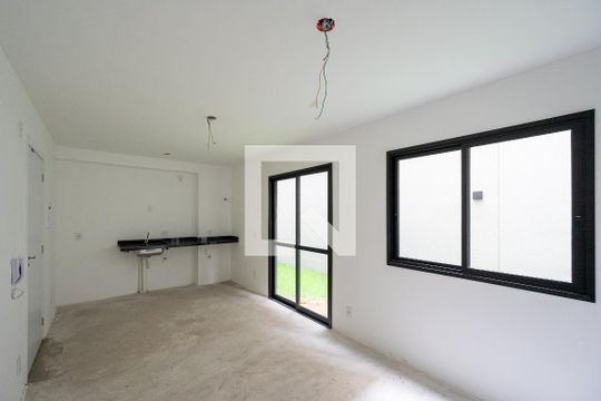 Sala/Quarto de kitnet/studio à venda com 1 quarto, 38m² em Vila da Saúde, São Paulo