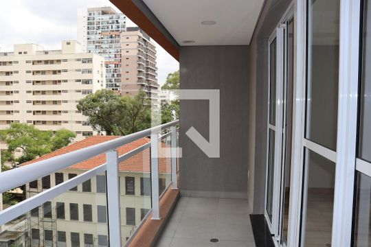 Varanda de kitnet/studio para alugar com 1 quarto, 33m² em Consolação, São Paulo