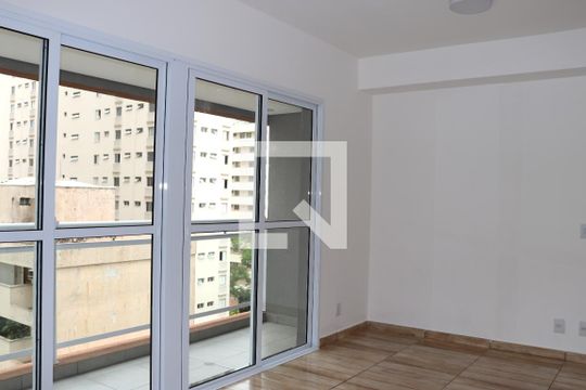 Dormitório de kitnet/studio para alugar com 1 quarto, 33m² em Consolação, São Paulo