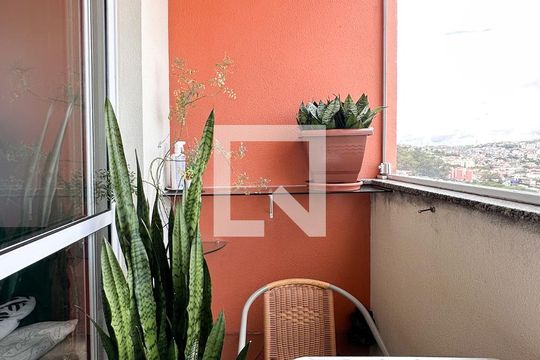 Sacada de apartamento para alugar com 2 quartos, 65m² em Baeta Neves, São Bernardo do Campo