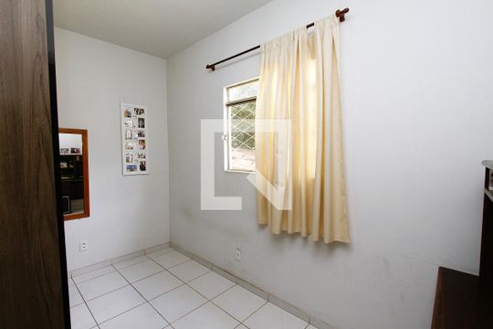 Quarto 3 de casa à venda com 4 quartos, 150m² em João Paulo Ii, Belo Horizonte