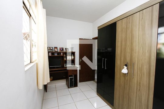 Quarto 3 de casa à venda com 4 quartos, 150m² em João Paulo Ii, Belo Horizonte