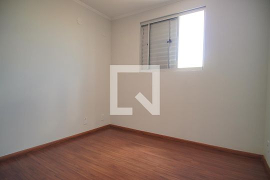 Quarto 1 de apartamento à venda com 2 quartos, 47m² em Pinheiro, São Leopoldo