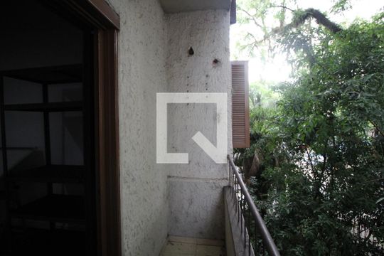 Sacada de apartamento à venda com 2 quartos, 60m² em Higienópolis, Porto Alegre