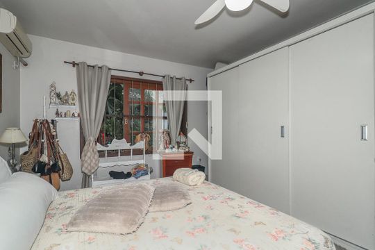 Quarto Suíte de casa à venda com 3 quartos, 226m² em Sarandi, Porto Alegre