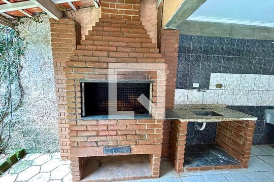 Área de Serviço e Churrasqueira  de casa à venda com 3 quartos, 300m² em Jardim Vila Galvao, Guarulhos