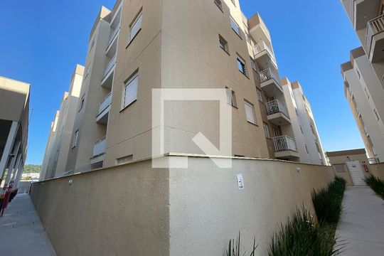 Fachada de apartamento para alugar com 2 quartos, 49m² em Recanto Vista Alegre, Cotia