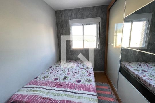 Suíte 1 de apartamento para alugar com 2 quartos, 49m² em Recanto Vista Alegre, Cotia