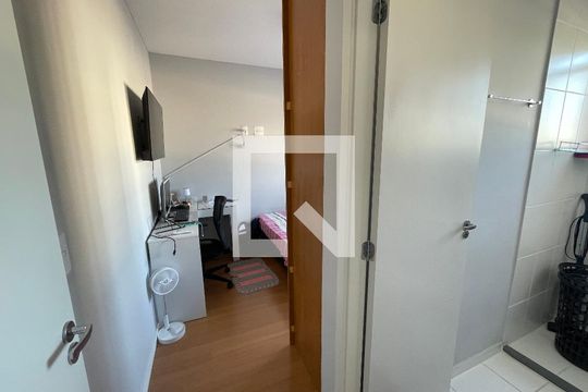 Suíte 1 de apartamento para alugar com 2 quartos, 49m² em Recanto Vista Alegre, Cotia