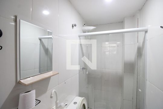 Banheiro de kitnet/studio à venda com 1 quarto, 28m² em Freguesia (jacarepaguá), Rio de Janeiro