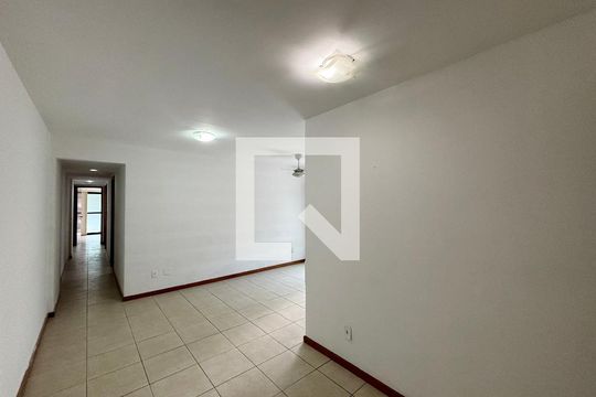 Sala de apartamento para alugar com 3 quartos, 111m² em Botafogo, Rio de Janeiro