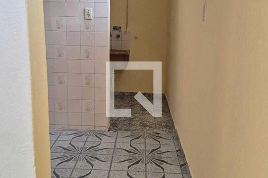 Kitnet/Studio para alugar com 1 quarto, 24m² em Artur Alvim, São Paulo