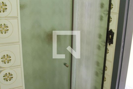 Banheiro  de casa à venda com 2 quartos, 98m² em Jardim Colonial, São Bernardo do Campo