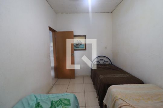 Quarto 2 de casa para alugar com 2 quartos, 360m² em Parque Residencial Candido Portinari, Ribeirão Preto