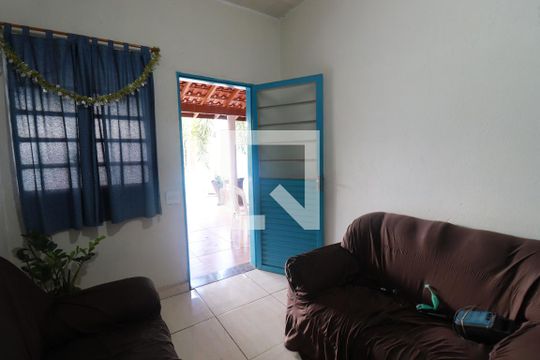 Sala de casa para alugar com 2 quartos, 360m² em Parque Residencial Candido Portinari, Ribeirão Preto