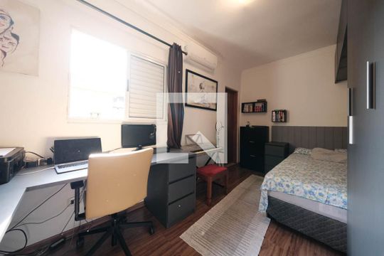 Suíte 1 de casa à venda com 3 quartos, 190m² em Vila Buenos Aires, São Paulo
