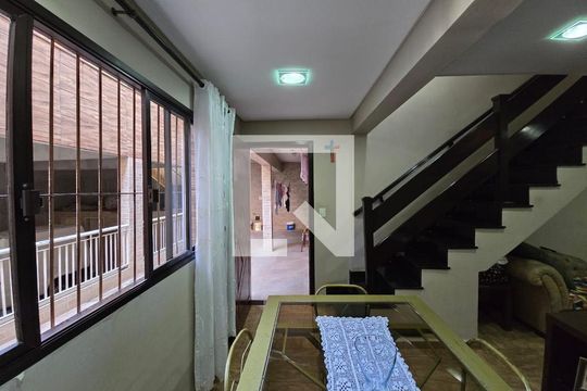 Sala/ Casa 01 de casa à venda com 5 quartos, 250m² em Parque Continental Ii, Guarulhos