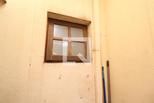 Área de Serviço de casa à venda com 2 quartos, 60m² em Utinga, Santo André