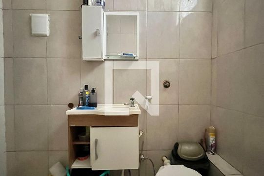Banheiro de casa à venda com 4 quartos, 180m² em Parque Imperador, Campinas
