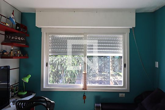 Janela da Sala de apartamento para alugar com 1 quarto, 49m² em Bom Jesus, Porto Alegre
