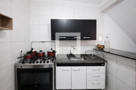 Cozinha de casa à venda com 3 quartos, 70m² em Jardim Roberto, Osasco