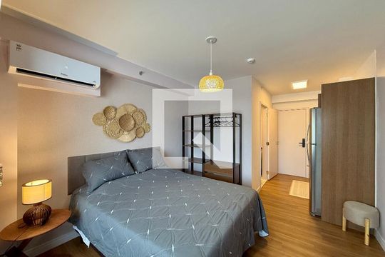 Quarto  de kitnet/studio à venda com 1 quarto, 27m² em Santo Amaro, São Paulo