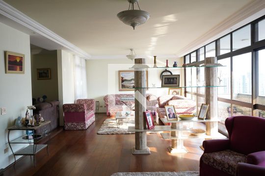 Sala  de apartamento para alugar com 4 quartos, 370m² em Vila Regente Feijó, São Paulo