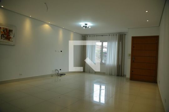 Sala de casa à venda com 3 quartos, 220m² em Santa Terezinha, São Bernardo do Campo