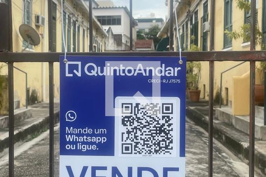 Plaquinha de casa à venda com 2 quartos, 100m² em Vila Isabel, Rio de Janeiro