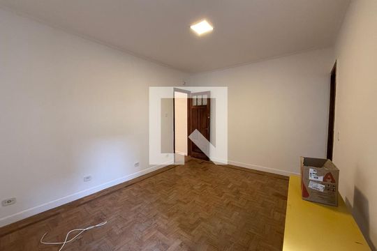 Quarto de casa para alugar com 3 quartos, 100m² em Vila Buarque, São Paulo