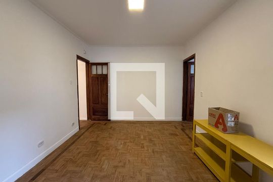 Quarto de casa para alugar com 3 quartos, 100m² em Vila Buarque, São Paulo