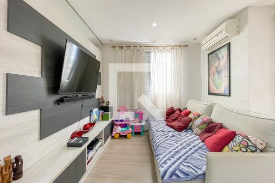 Sala de apartamento à venda com 2 quartos, 74m² em Jaguaribe, Osasco