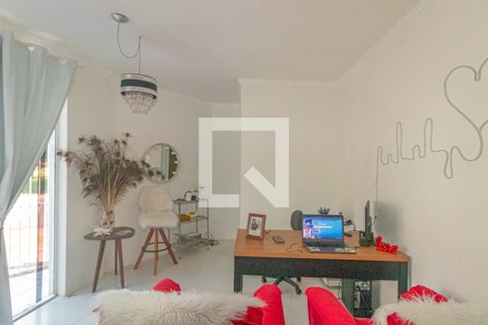 Sala 2 de casa para alugar com 2 quartos, 200m² em Harmonia, Canoas