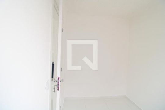 Quarto 2 de apartamento para alugar com 2 quartos, 35m² em Jardim Sabara, São Paulo