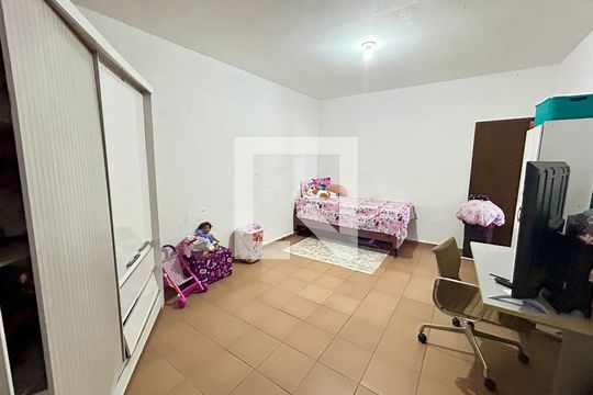 Quarto 1 de casa à venda com 4 quartos, 239m² em Jardim Dourado, Guarulhos