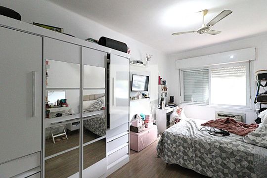 Quarto 1 de apartamento à venda com 3 quartos, 117m² em Santa Cecília, Porto Alegre