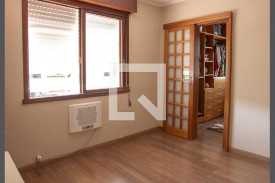 Quarto de apartamento à venda com 2 quartos, 80m² em Higienópolis, Porto Alegre