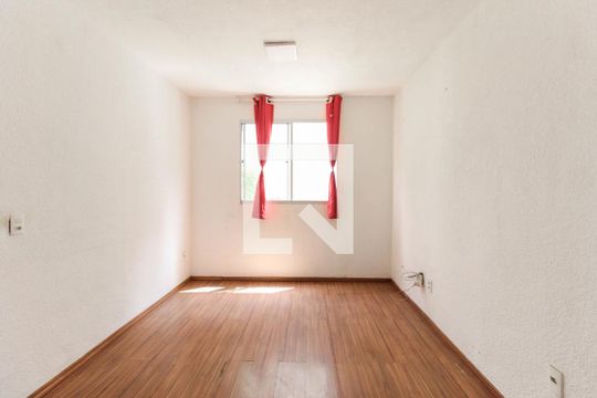 Sala de apartamento à venda com 2 quartos, 39m² em Núcleo Lageado, São Paulo