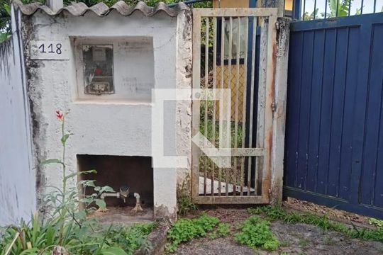 Casa para alugar com 3 quartos, 2690m² em Granja Nossa Senhora Aparecida, Embu das Artes
