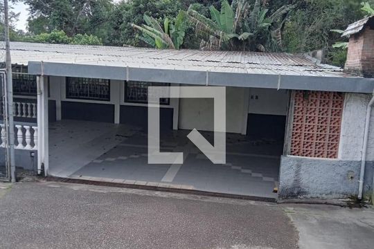 Casa para alugar com 3 quartos, 2690m² em Granja Nossa Senhora Aparecida, Embu das Artes