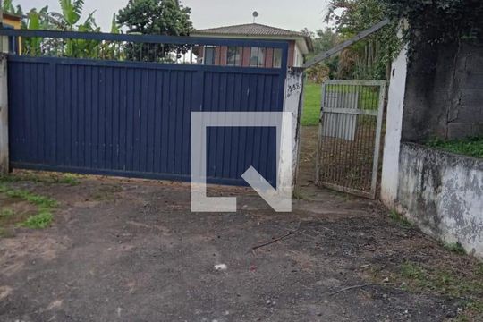 Casa para alugar com 3 quartos, 2690m² em Granja Nossa Senhora Aparecida, Embu das Artes