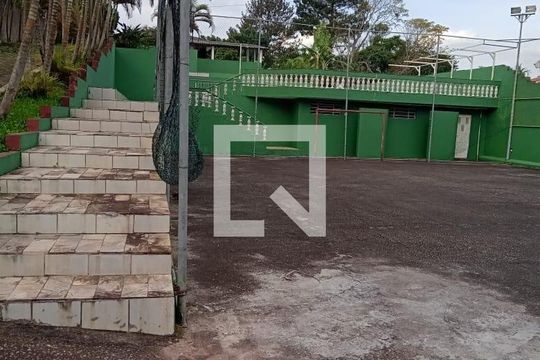 Casa para alugar com 3 quartos, 2690m² em Granja Nossa Senhora Aparecida, Embu das Artes