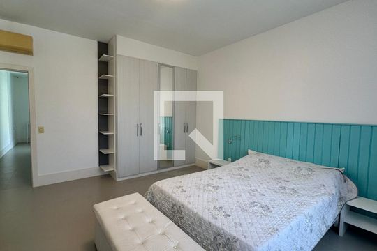 Quarto 1 de casa à venda com 7 quartos, 614m² em Recreio dos Bandeirantes, Rio de Janeiro