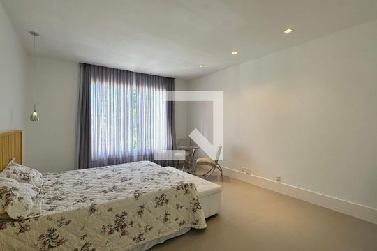 Quarto 2 de casa à venda com 7 quartos, 614m² em Recreio dos Bandeirantes, Rio de Janeiro