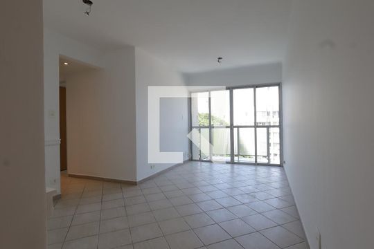 Sala de apartamento à venda com 3 quartos, 60m² em Vila Progredior, São Paulo