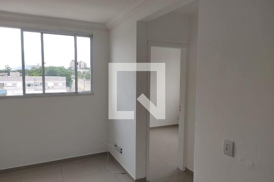 Sala de apartamento para alugar com 2 quartos, 45m² em Partenon, Porto Alegre