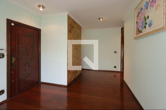 Sala de casa à venda com 3 quartos, 400m² em Santa Maria, Santo André