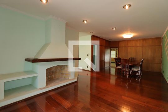 Sala de Estar de casa à venda com 3 quartos, 400m² em Santa Maria, Santo André