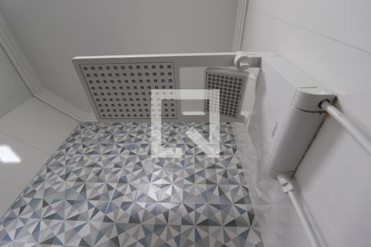 Banheiro Quarto 1 suíte de apartamento à venda com 2 quartos, 65m² em Vila Camilópolis, Santo André