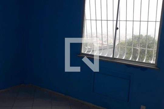 Quarto de apartamento para alugar com 2 quartos, 69m² em Brasilândia, São Gonçalo